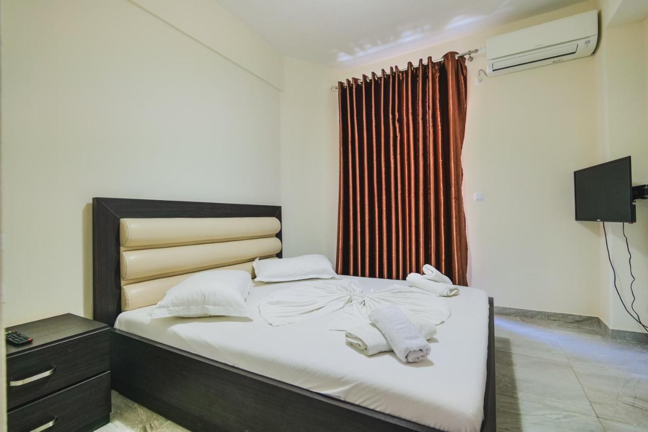 Summer Dream Hotel Sarande Exterior photo